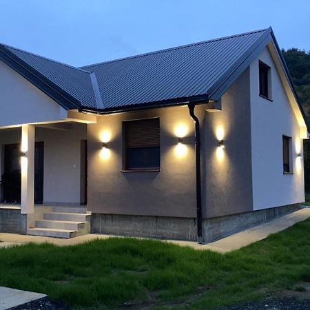 Guest House Elena Mojkovac Ngoại thất bức ảnh