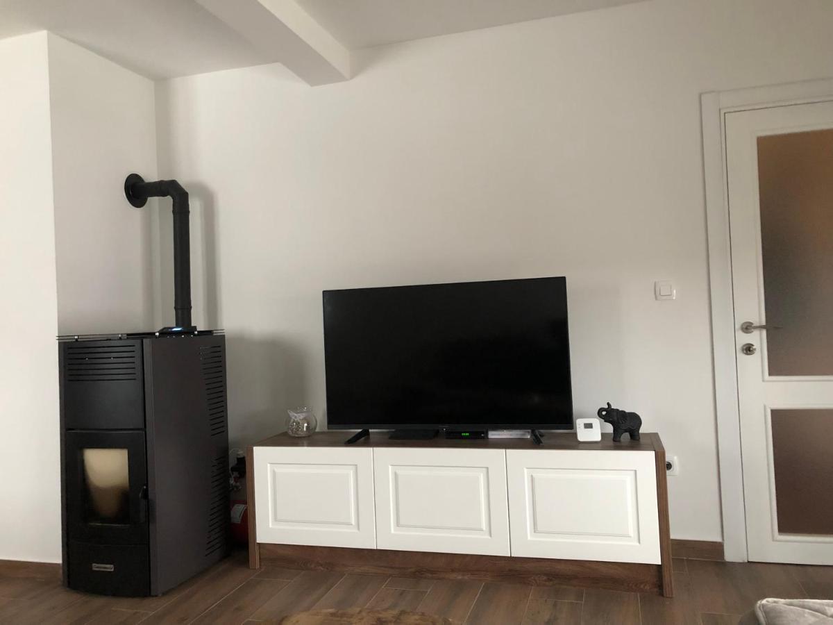 Guest House Elena Mojkovac Ngoại thất bức ảnh